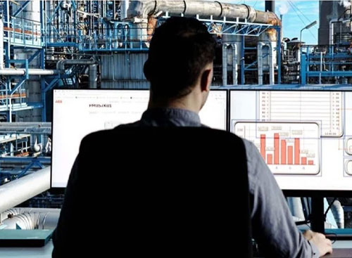 Компания ABB использует искусственный интеллект IPEC для раннего выявления отказов в критически важных активах.